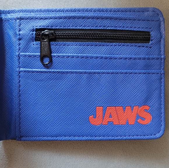 Jaws Wallet - Picture 12 of 16